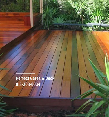 leading-custom-deck-design-contractors