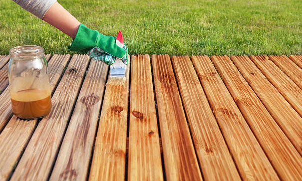 Deck Maintenance in Woodland Hills, CA