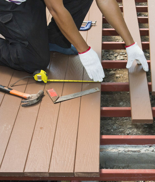 Reliable Deck Builders in Woodland Hills, CA