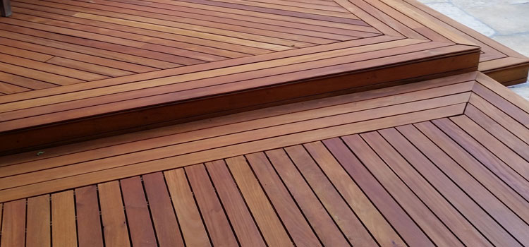 Smooth Redwood Decking